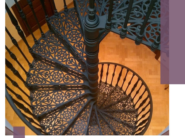 Винтовые лестницы под ключ в Саяногорске: производство и монтаж