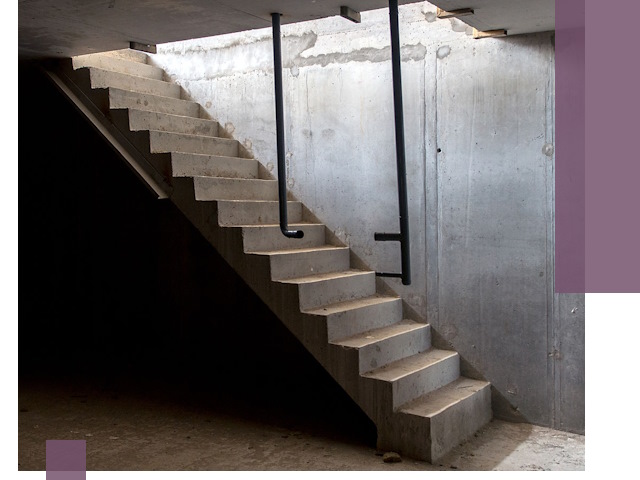 Изготовление и монтаж лестниц в подвале в Саяногорске