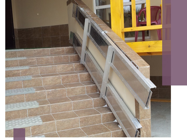 Откидные пандусы под ключ в Саяногорске — монтаж и демонтаж