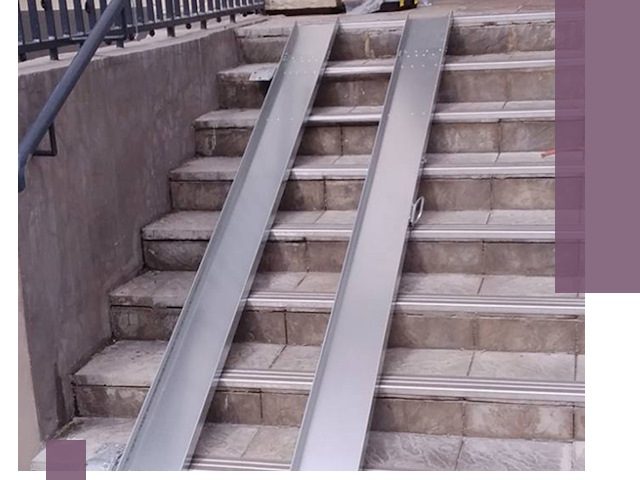 Демонтаж откидных пандусов профессионально в Саяногорске