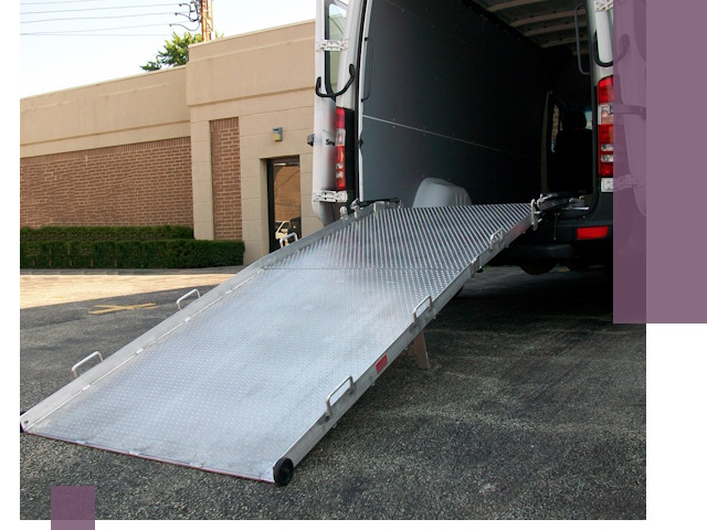 Мобильные пандусы в Саяногорске — производство, монтаж и аренда