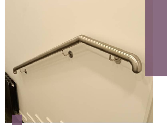 Изготовление пристенных поручней в Саяногорске под ключ за сроки