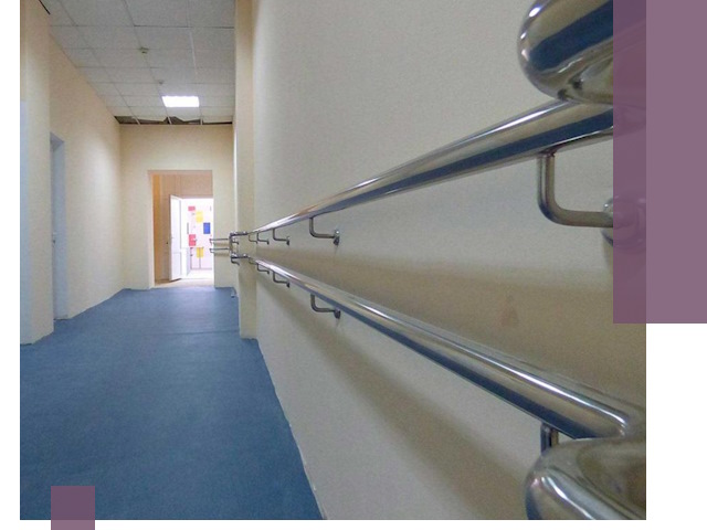 Поручни для инвалидов в Саяногорске: изготовление и монтаж