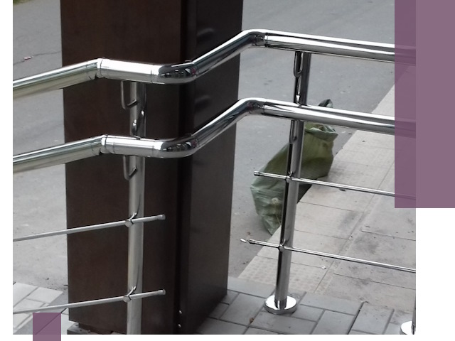 Монтаж поручней из нержавеющей стали в Саяногорске качественно и быстро